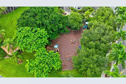 1210  Fairfax Ct, Weston, FL 33326 - Photo 68