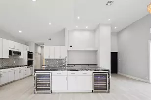 2175 Regents Blvd, West Palm Beach, FL 33409 - Photo 12