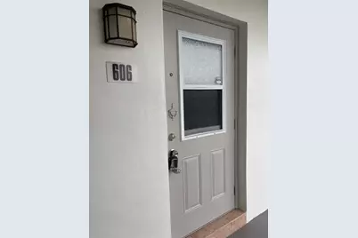 5000 NW 36th Street, Unit #606, Lauderdale Lakes, FL 33319 - Photo 4