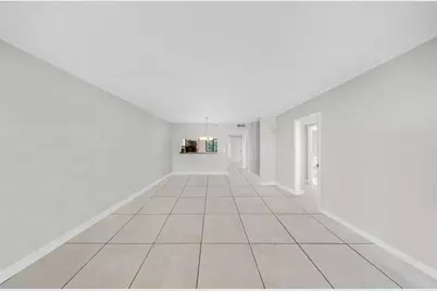 2202 S Cypress Bend Dr, Unit #207, Pompano Beach, FL 33069 - Photo 8