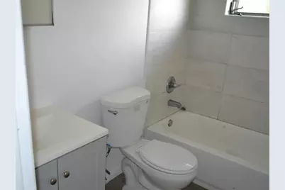 870 SW 28th St, Fort Lauderdale, FL 33315 - Photo 16