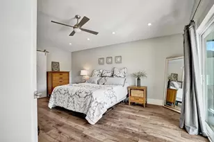 21464 Bridgeview Dr, Boca Raton, FL 33428 - Photo 8