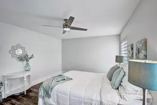 21464 Bridgeview Dr, Boca Raton, FL 33428 - Photo 12