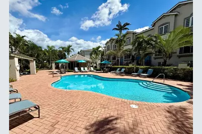 1951  Coral Heights Blvd, Unit #402, Fort Lauderdale, FL 33308 - Photo 20