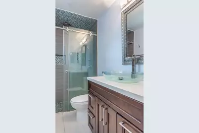 818 N 12th Ave, Hollywood, FL 33019 - Photo 20