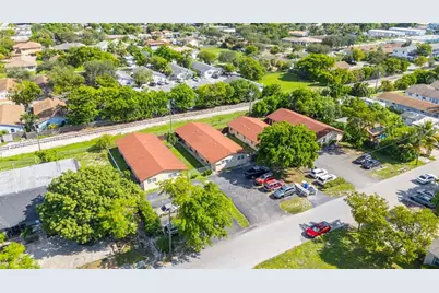 237 NW 12th Ct, Pompano Beach, FL 33060 - Photo 22