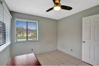 10921 SW 10th Ct, Pembroke Pines, FL 33025 - Photo 28