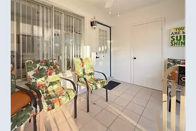 301  Knotty Pine Cir, Unit #D2, Greenacres, FL 33463 - Photo 2