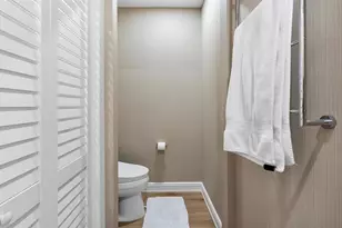 16135 Emerald Estates Dr, Weston, FL 33331 - Photo 40