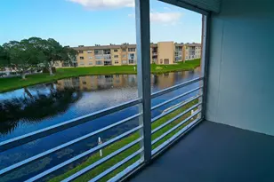 9601 Sunrise Lakes Blvd, Sunrise, FL 33322 - Photo 20