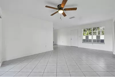 8360 NW 25th Ct, Sunrise, FL 33322 - Photo 26