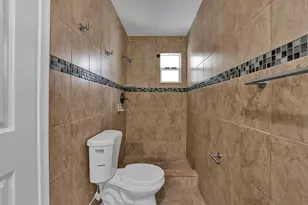 8360 NW 25th Ct, Sunrise, FL 33322 - Photo 18