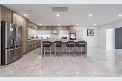 15201 SW 74th Place, Palmetto Bay, FL 33157 - Photo 1