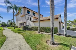 240 Captains Walk, Delray Beach, FL 33483 - Photo 4