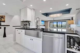 240 Captains Walk, Delray Beach, FL 33483 - Photo 20