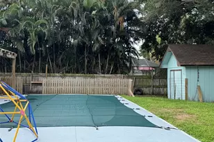 6101 Balsam Dr, Fort Pierce, FL 34982 - Photo 6