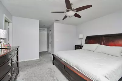 1055  Imperial Lake Rd, West Palm Beach, FL 33413 - Photo 20