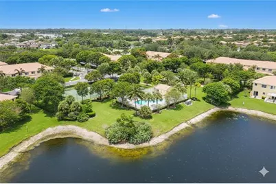 1055  Imperial Lake Rd, West Palm Beach, FL 33413 - Photo 38