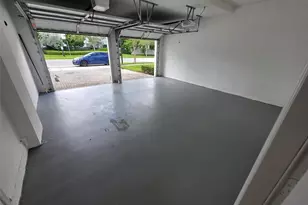 19117 NE 8th Ct, Miami, FL 33179 - Photo 24