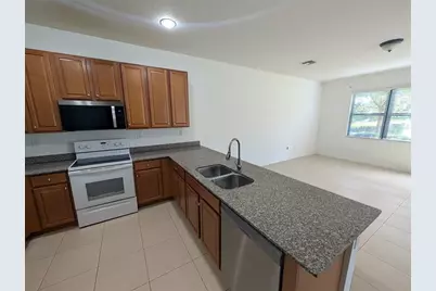 19117 NE 8th Court, Miami, FL 33179 - Photo 4