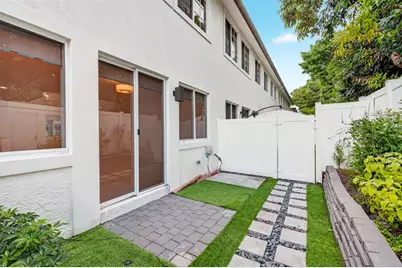 737 SE 1st Ct, Unit #737, Pompano Beach, FL 33060 - Photo 14