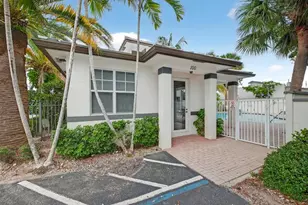 737 SE 1st Ct, Pompano Beach, FL 33060 - Photo 46