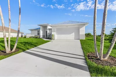 526  Braelyn St, Port LaBelle, FL 33935 - Photo 2