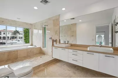 40  Isla Bahia Drive, Fort Lauderdale, FL 33316 - Photo 14