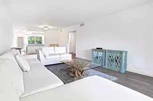 2805 Victoria Way Unit #F 2, Coconut Creek, FL 33066 - Photo 22