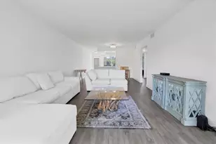 2805 Victoria Way Unit #F 2, Coconut Creek, FL 33066 - Photo 20