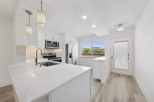 3201 Portofino Point, Coconut Creek, FL 33066 - Photo 1