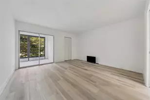 3201 Portofino Point, Coconut Creek, FL 33066 - Photo 16