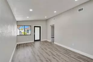 2614 W 65th St, Hialeah, FL 33016 - Photo 12