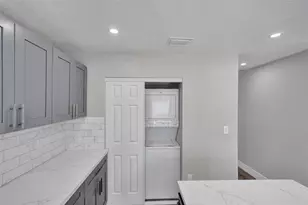 2614 W 65th St, Hialeah, FL 33016 - Photo 16