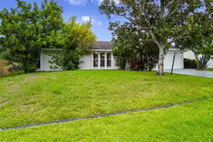 461 SW Meadow Terrace, Port Saint Lucie, FL 34984 - Photo 2