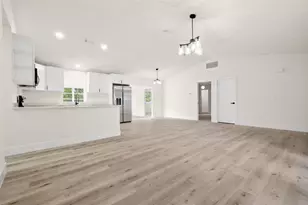 461 SW Meadow Terrace, Port Saint Lucie, FL 34984 - Photo 44