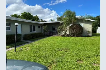 1911 NE 28th St, Unit #4, Lighthouse Point, FL 33064 - Photo 1