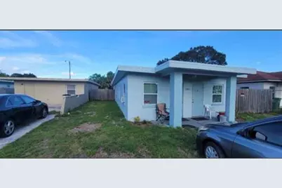 808  N 17th Street, Fort Pierce, FL 34950 - Photo 1