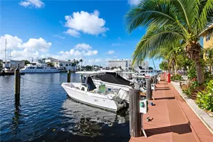 815 Middle River Dr, Fort Lauderdale, FL 33304 - Photo 2