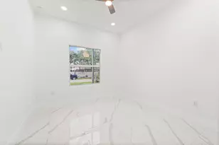 2407 NW 8th St, Fort Lauderdale, FL 33311 - Photo 6