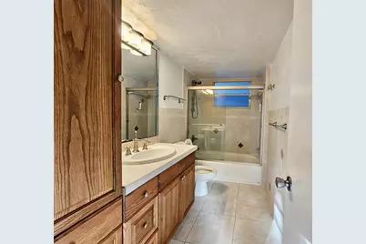 118 NW Royal Park Dr, Unit #2E, Oakland Park, FL 33309 - Photo 14