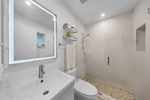 902 Cypress Grove Dr, Pompano Beach, FL 33069 - Photo 16