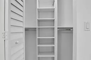 3050 NE 16th Ave, Oakland Park, FL 33334 - Photo 18