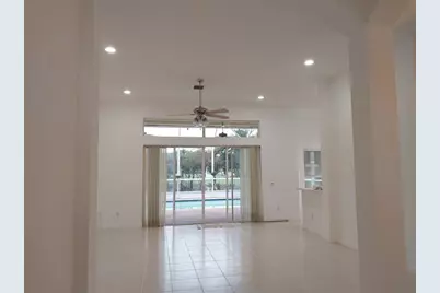 7042 SE Bay Hill Dr, Stuart, FL 34997 - Photo 4