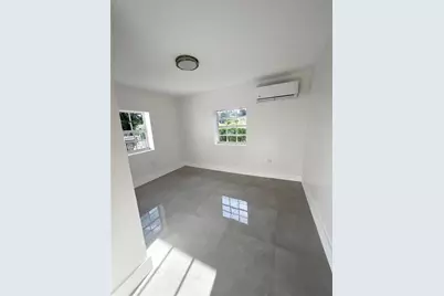 2340 NW 99th Ter, Miami, FL 33147 - Photo 14