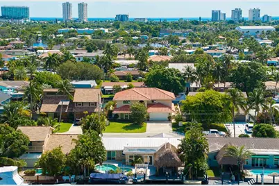 370 SE 13th Ave, Pompano Beach, FL 33060 - Photo 2