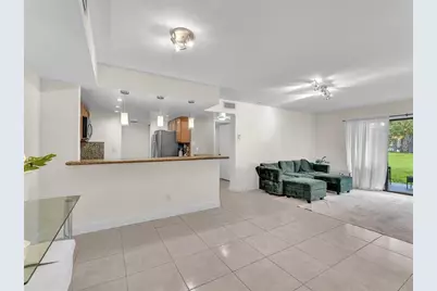 9022 W Atlantic Blvd, Unit #213, Coral Springs, FL 33071 - Photo 6