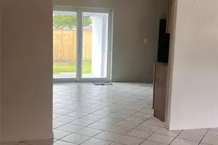 6540 SW 4th St, Pembroke Pines, FL 33023 - Photo 6