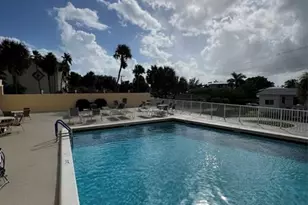 1200 Hibiscus Ave, Pompano Beach, FL 33062 - Photo 24
