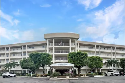 535  Oaks Dr, Unit #504, Pompano Beach, FL 33069 - Photo 2